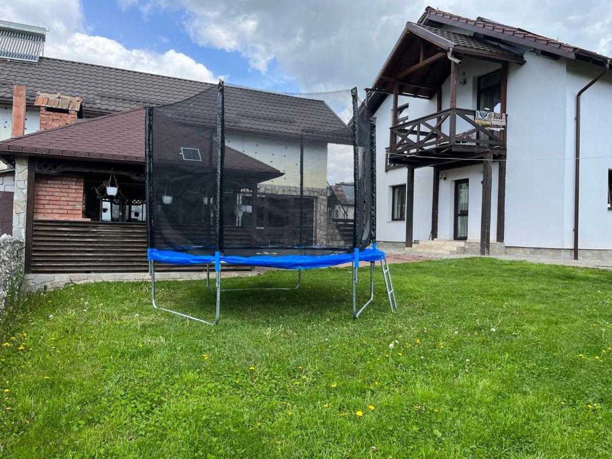 Pensiunea Eden Farm stay Barasti