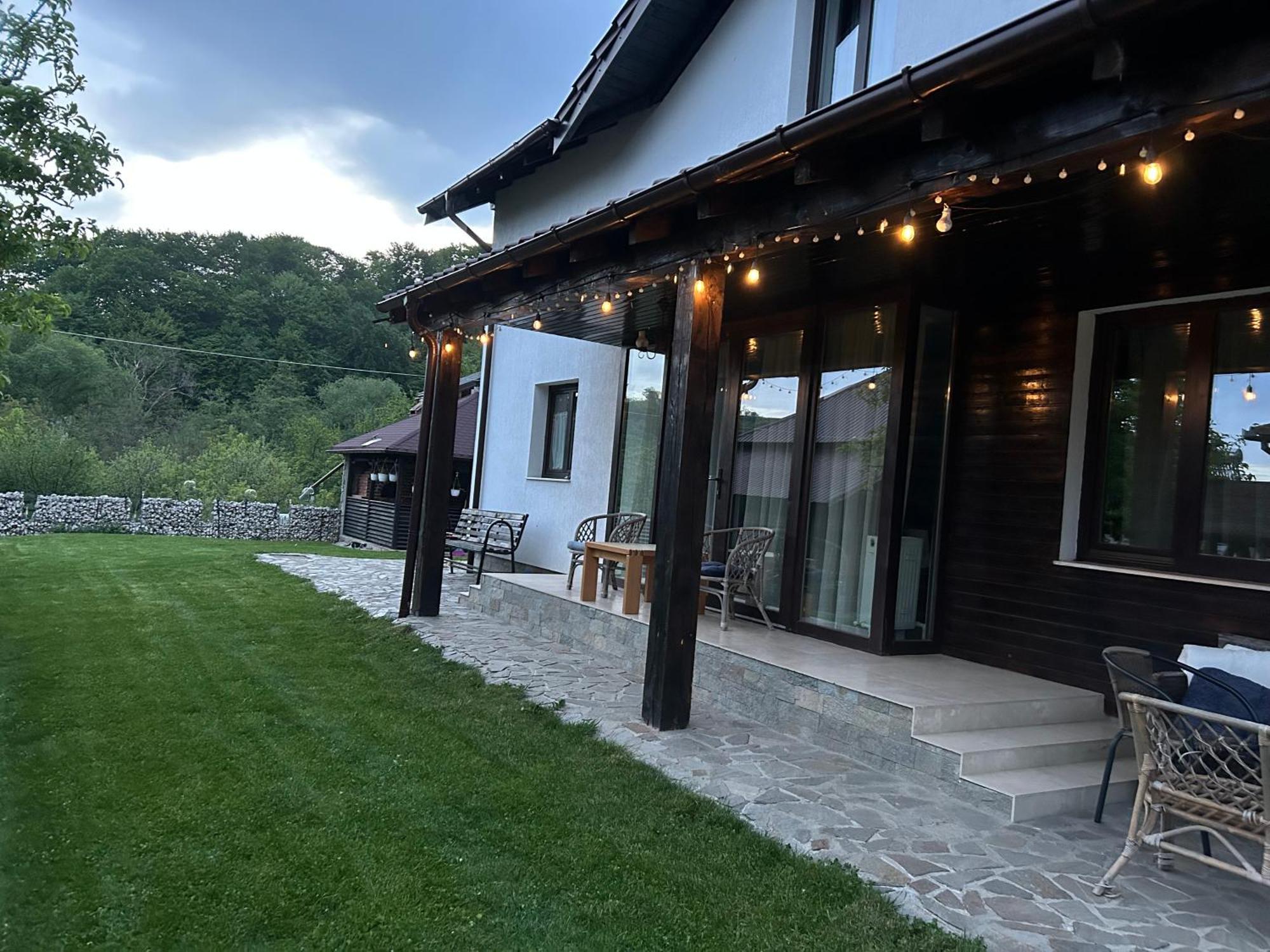 Pensiunea Eden Farm stay Barasti
